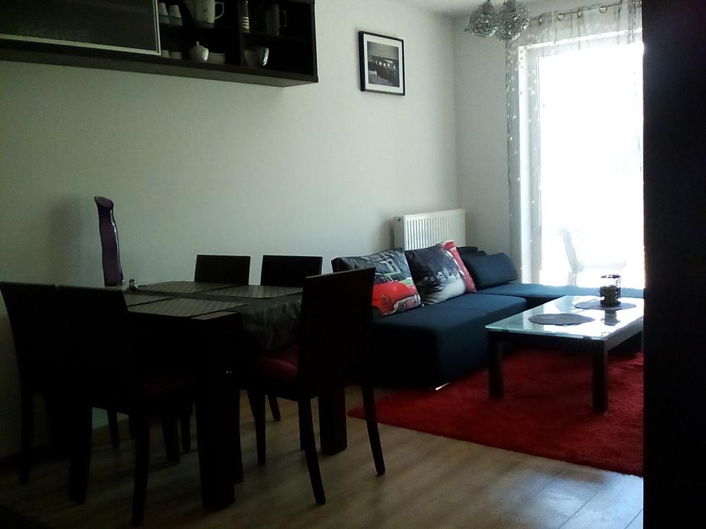 Karmazynowy Apartament Nad Morzem Apartment Kolobrzeg Exterior photo